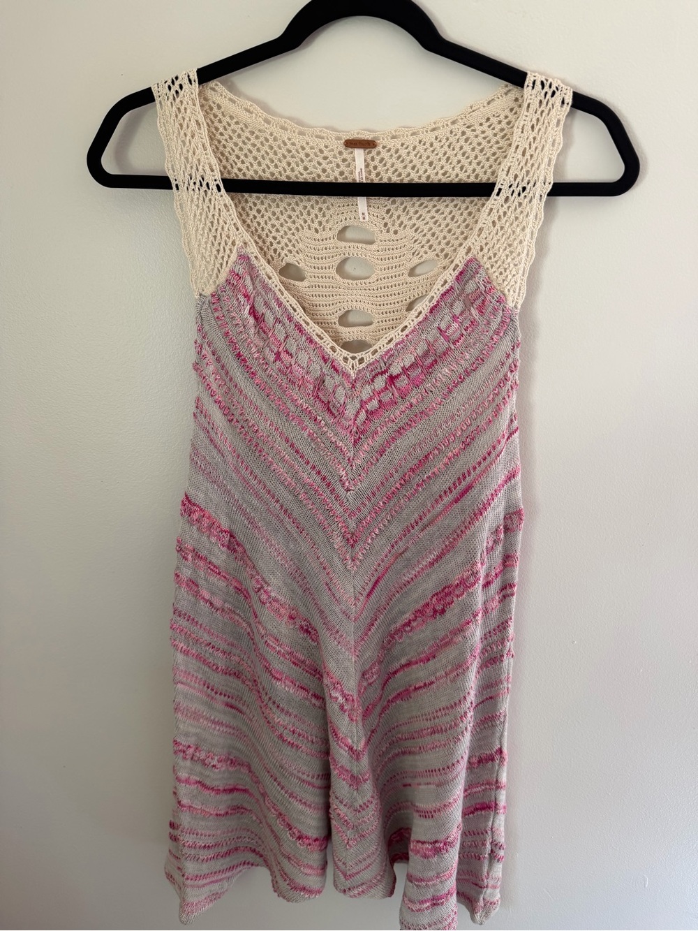 Free People Boho Crochet Knit Tank Top Pink Gray Open Back Size M